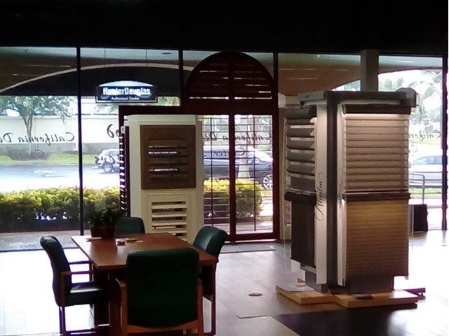 Hunter Douglas Dealer Image